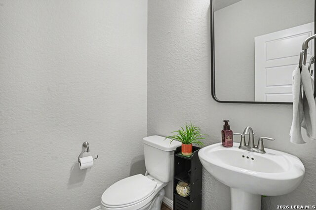 Image 11 of 25 For 215 Wickersham