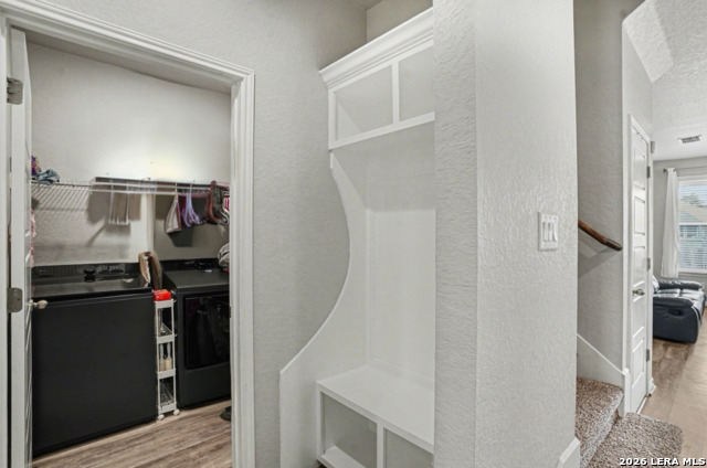 Image 12 of 25 For 215 Wickersham