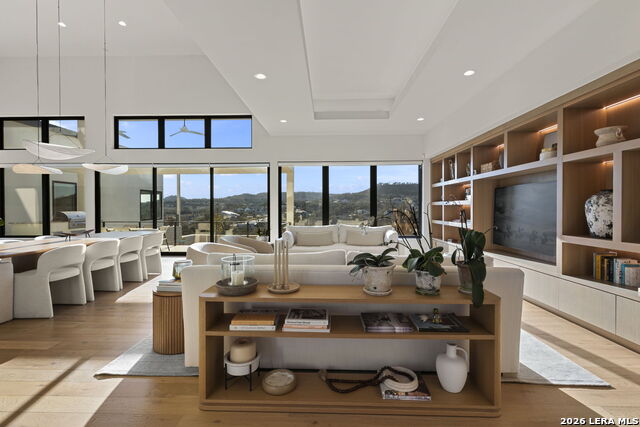 Image 12 of 47 For 23115 Henness Pass