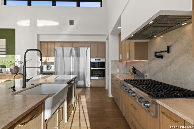 Image 18 of 47 For 23115 Henness Pass