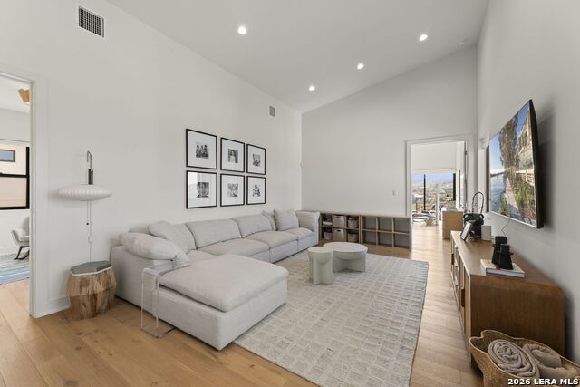 Image 19 of 47 For 23115 Henness Pass