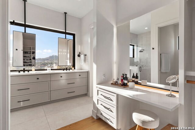 Image 26 of 47 For 23115 Henness Pass