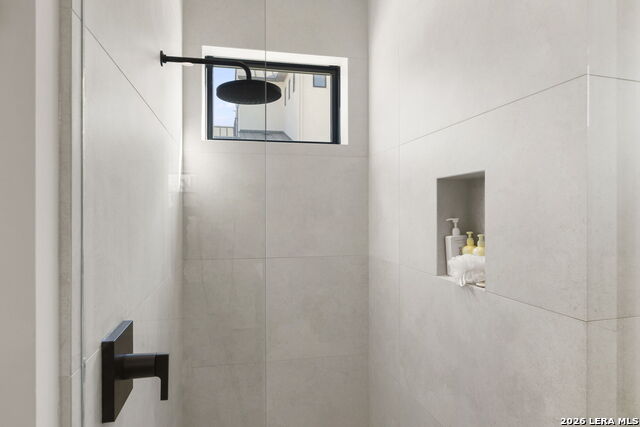 Image 31 of 47 For 23115 Henness Pass