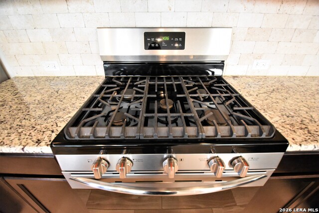 Image 16 of 29 For 6066 Akin Circle