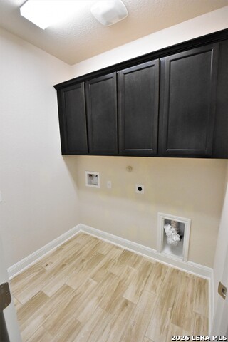 Image 26 of 29 For 6066 Akin Circle