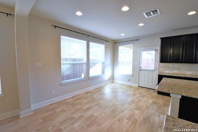 Image 8 of 29 For 6066 Akin Circle