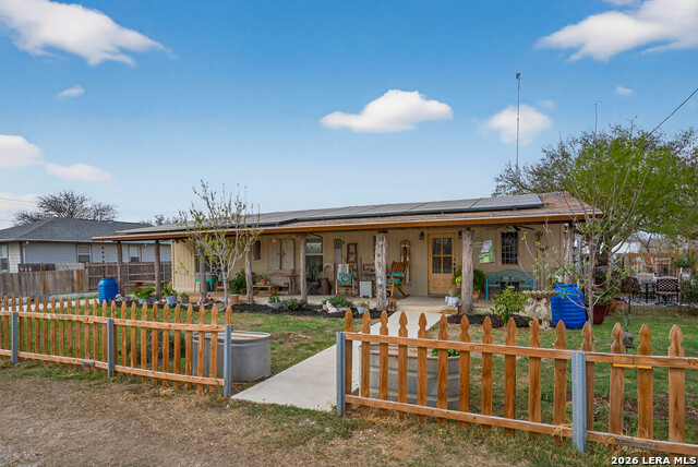 Details for 405 Coughran, Pleasanton, TX 78064