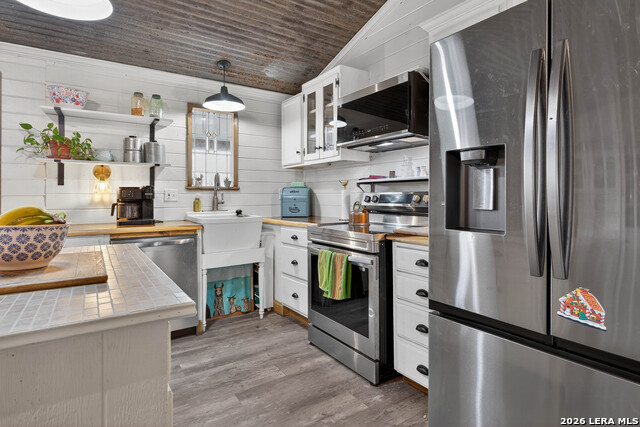 Image 10 of 49 For 405 Coughran