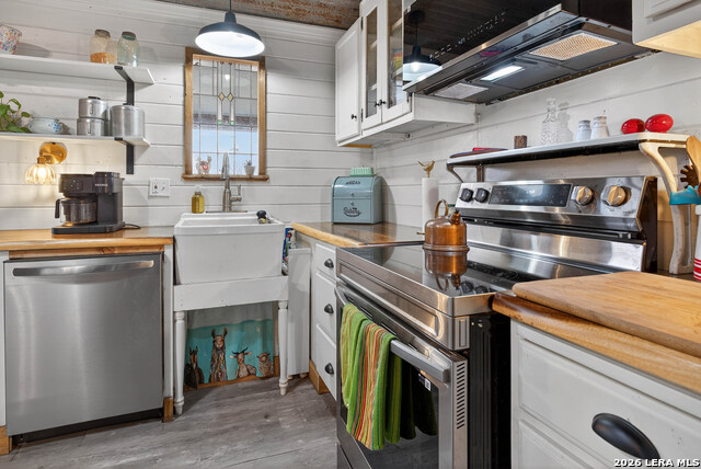 Image 11 of 49 For 405 Coughran