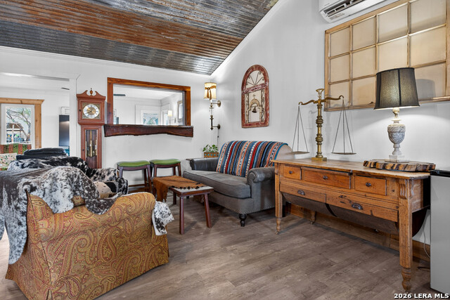 Image 15 of 49 For 405 Coughran