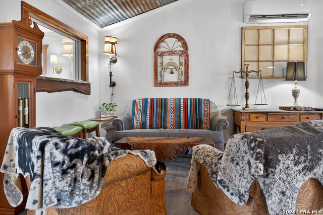 Image 19 of 49 For 405 Coughran