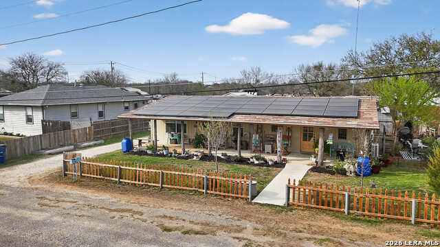 Image 2 of 49 For 405 Coughran