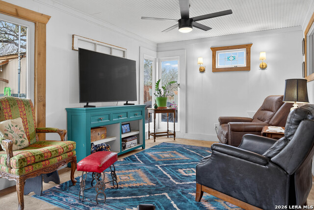 Image 23 of 49 For 405 Coughran