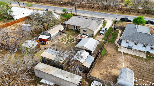 Image 40 of 49 For 405 Coughran