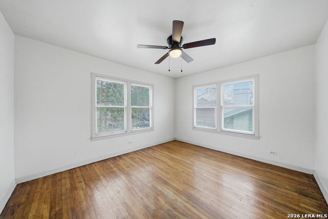 Image 16 of 22 For 526 Fulton  