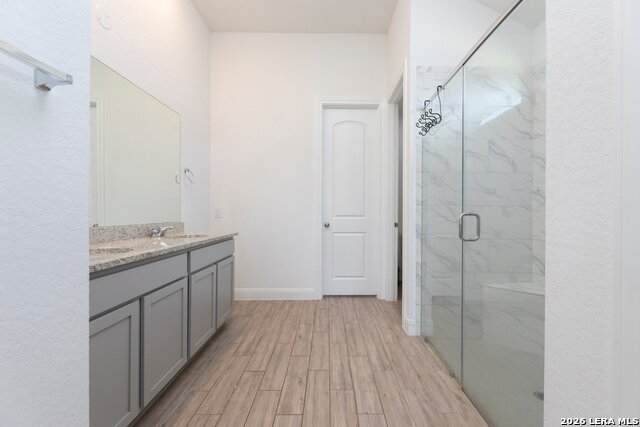 Image 13 of 31 For 9307 Madler  