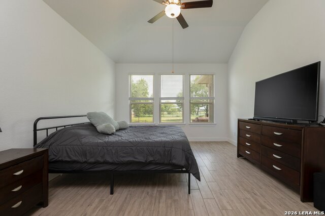 Image 9 of 31 For 9307 Madler  