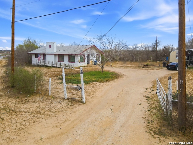 Image 18 of 31 For 4988 S Loop 1604 E