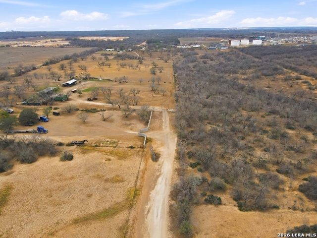 Image 7 of 31 For 4988 S Loop 1604 E