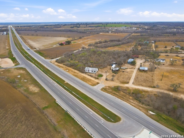 Image 9 of 31 For 4988 S Loop 1604 E