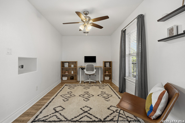 Image 21 of 36 For 4105 Summit Hurst