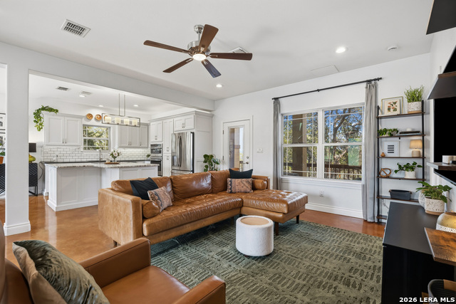 Image 3 of 36 For 4105 Summit Hurst