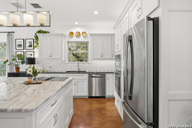 Image 5 of 36 For 4105 Summit Hurst