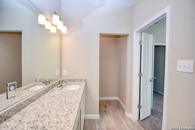 Listing photo id 11 for 6202 Oakland Ridge  101