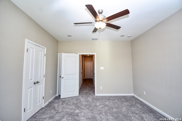 Listing photo id 13 for 6202 Oakland Ridge  101