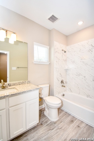 Listing photo id 16 for 6202 Oakland Ridge  101