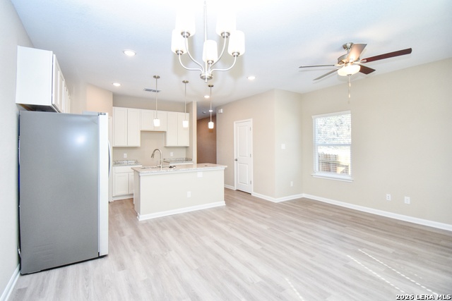 Listing photo id 4 for 6202 Oakland Ridge  101