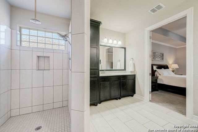 Image 19 of 28 For 28815 Shadowrock