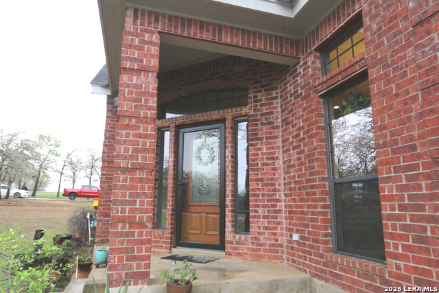 Image 22 of 33 For 124 Rosewood Dr