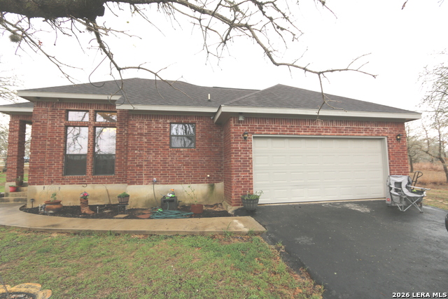 Image 24 of 33 For 124 Rosewood Dr