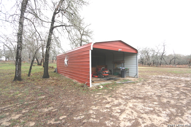 Image 31 of 33 For 124 Rosewood Dr