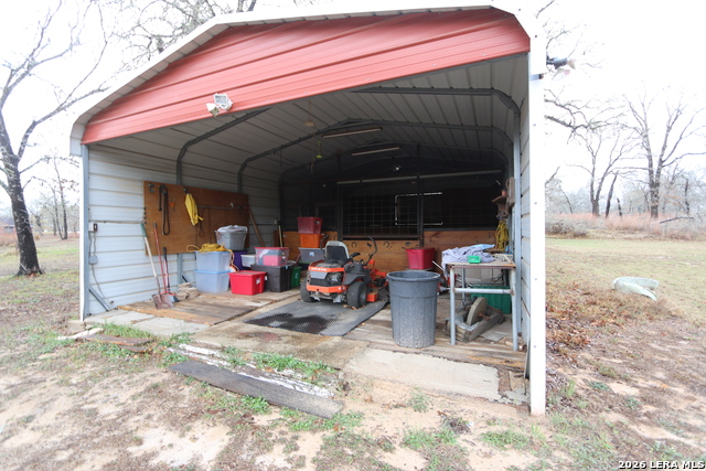 Image 32 of 33 For 124 Rosewood Dr