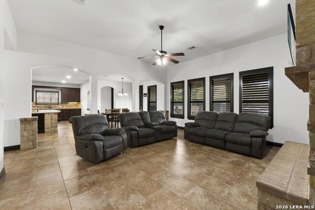 Image 18 of 48 For 1534 Palmer View