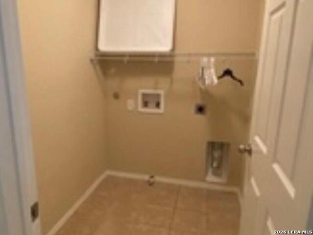 Image 20 of 23 For 25007 Cambridge Well