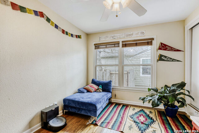 Listing photo id 20 for 3307 Larry  