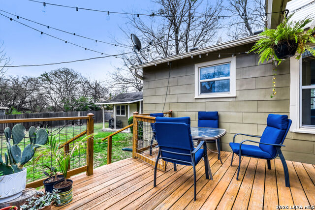 Listing photo id 22 for 3307 Larry  