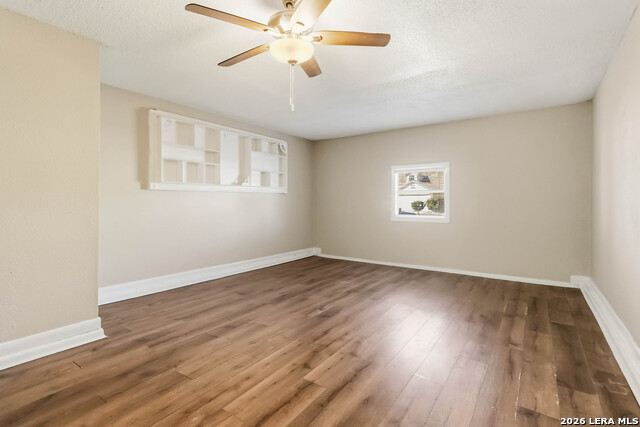 Image 16 of 30 For 4102 Mystic Sunrise Dr