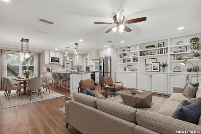 Image 4 of 35 For 30511 Oakview