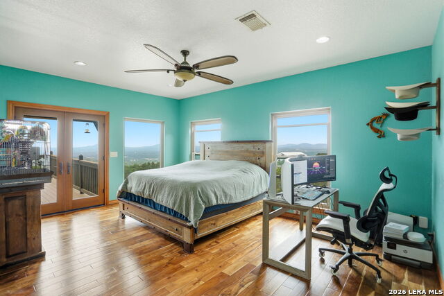 Image 12 of 40 For 232 Doe Run  