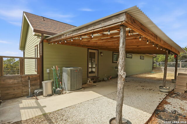 Image 27 of 40 For 232 Doe Run  