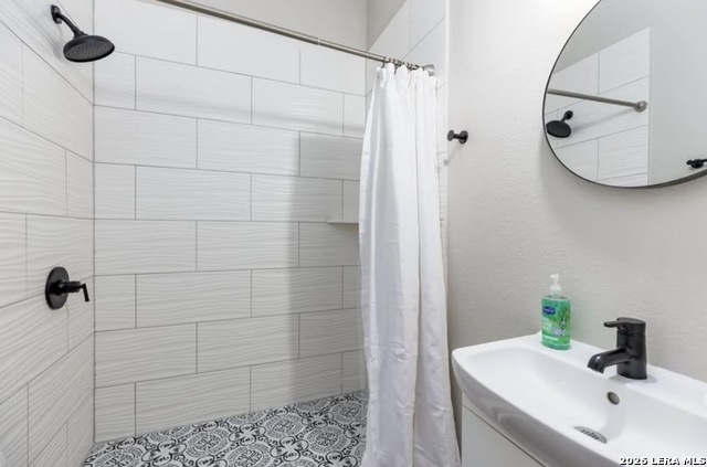 Image 8 of 11 For 613 Delaware