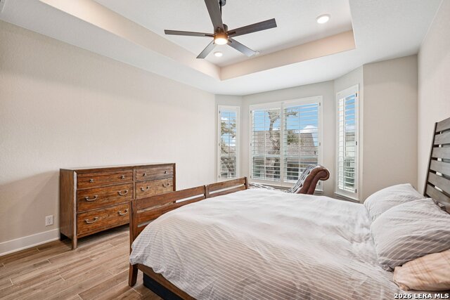 Image 27 of 75 For 105 Vallejo  