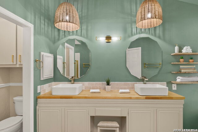 Image 15 of 28 For 9218 Red Leg