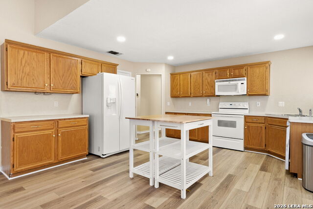 Image 9 of 28 For 9218 Red Leg