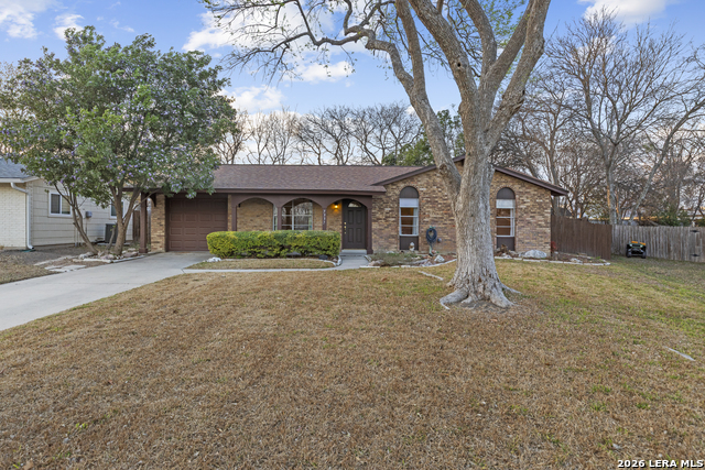 Image 40 of 40 For 7337 Leading Oaks St.