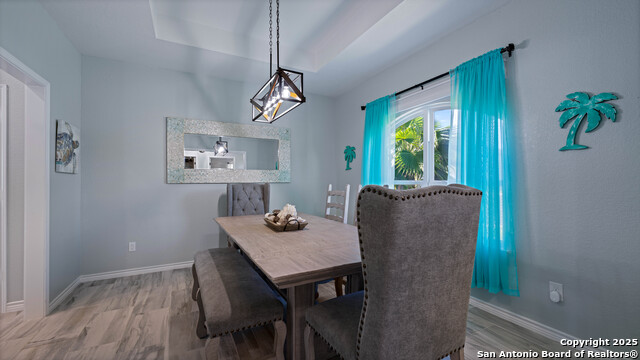 Image 12 of 75 For 303 Square Rigger